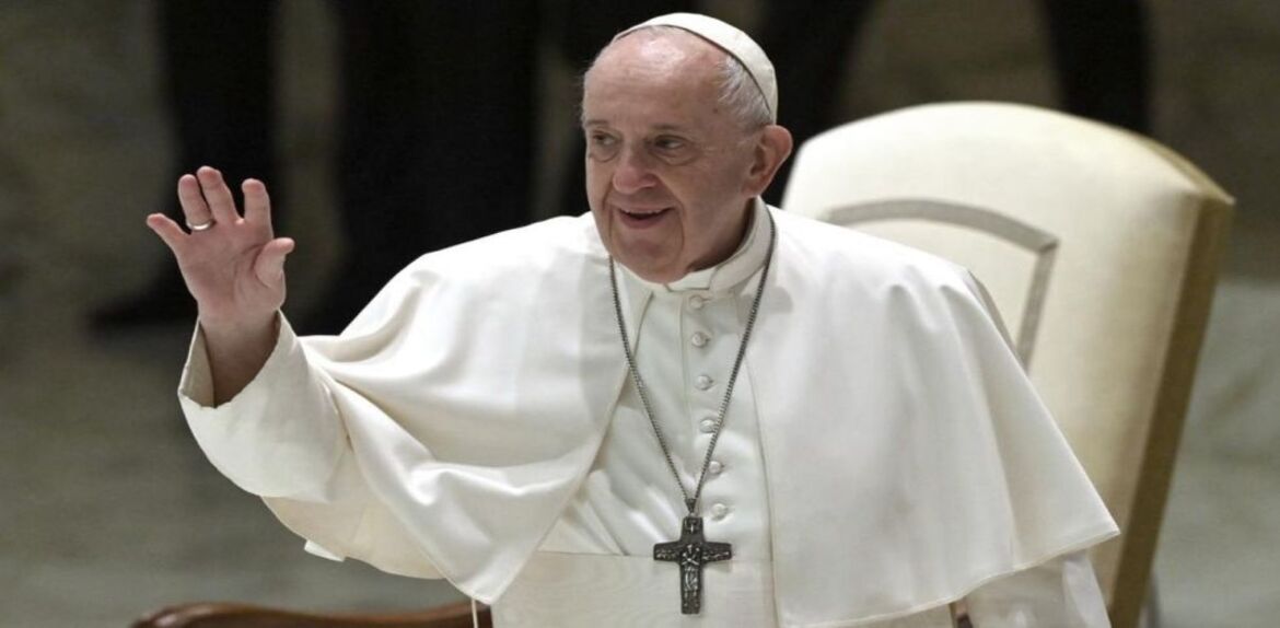 Papa Francisco criticó a redes sociales por reducir «las relaciones humanas a meros algoritmos»