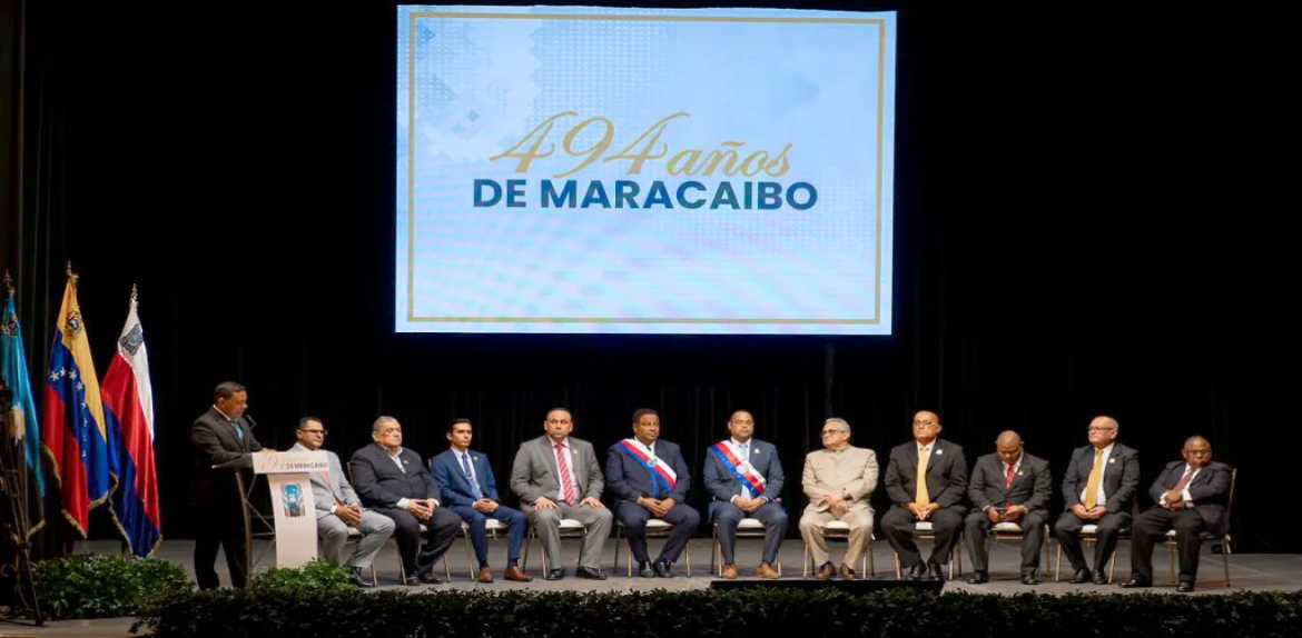 20 personalidades e instituciones recibieron Orden 8 de Septiembre y Ciudad de Maracaibo