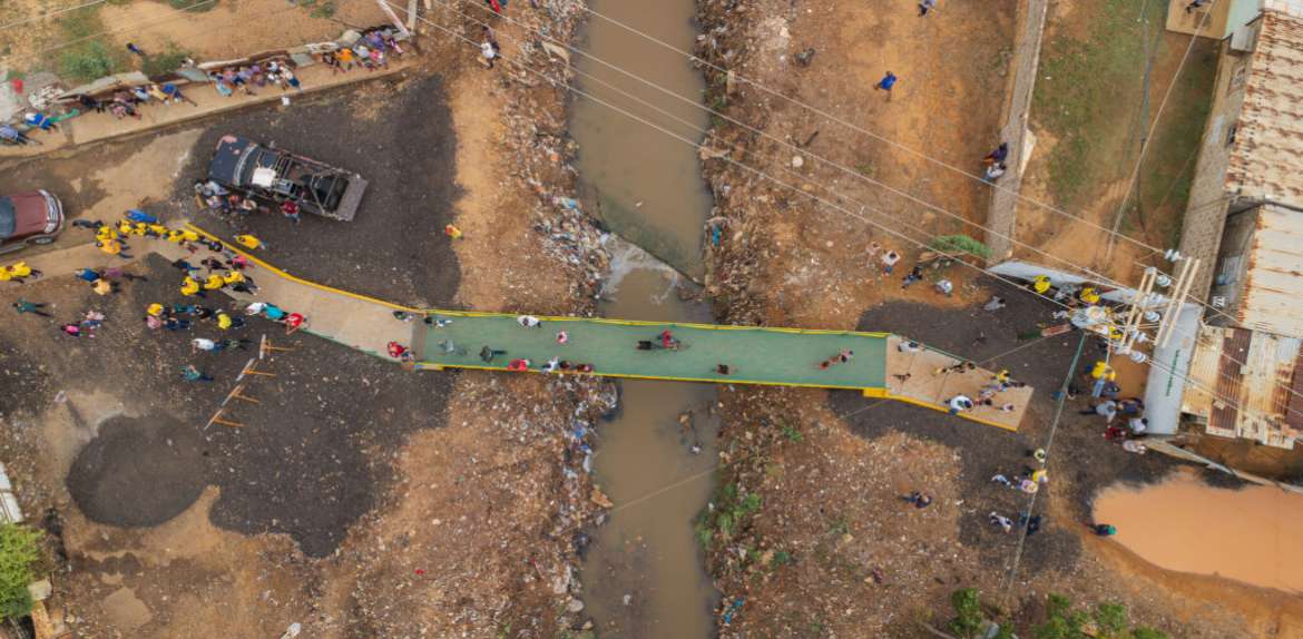 Rehabilitado puente peatonal de Teotiste de Gallego para beneficiar a más de 6.000 habitantes de Coquivacoa