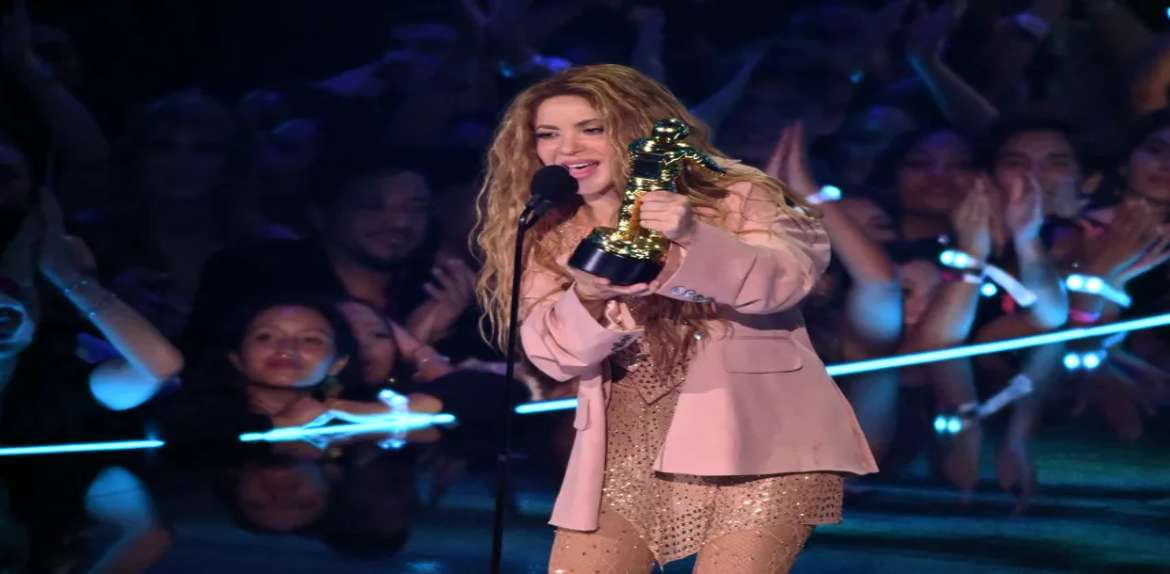 Shakira y Taylor Swift reciben sus Premios MTV en una ceremonia llena de explosivas sorpresas