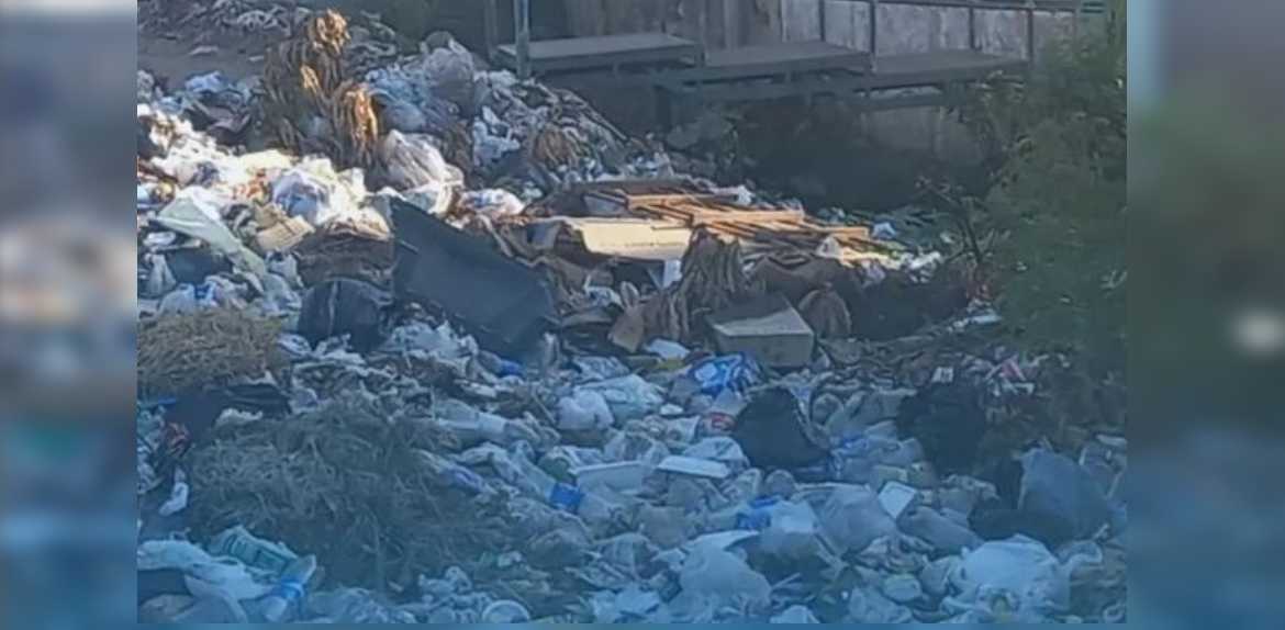 La Popular: Los vecinos exigen la recolección de los desechos sólidos