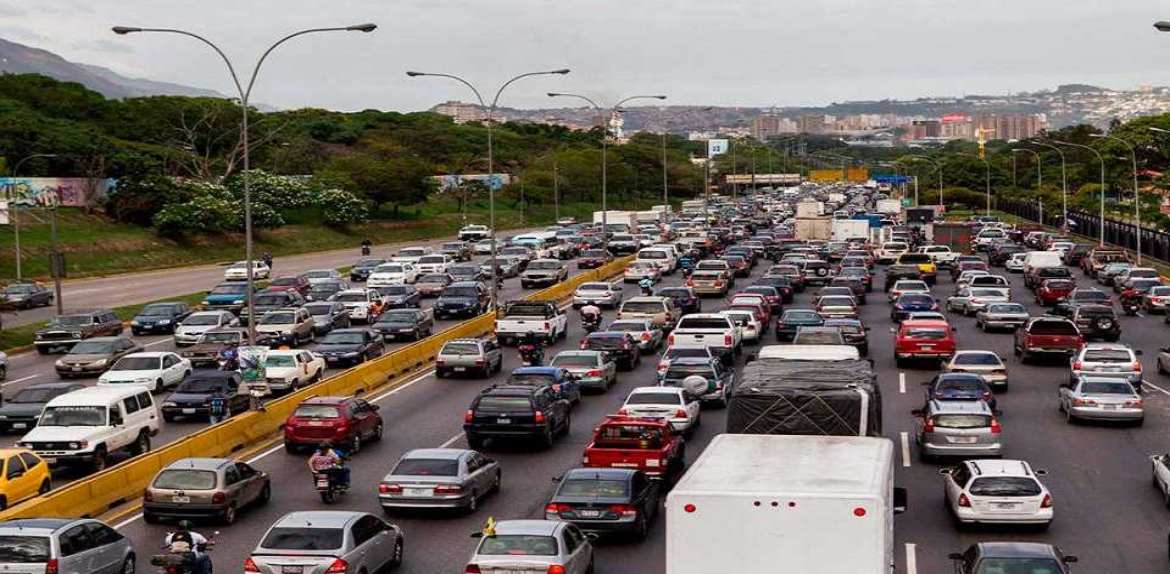 Acumula 22 años de antigüedad: El parque automotor venezolano va marcha atrás