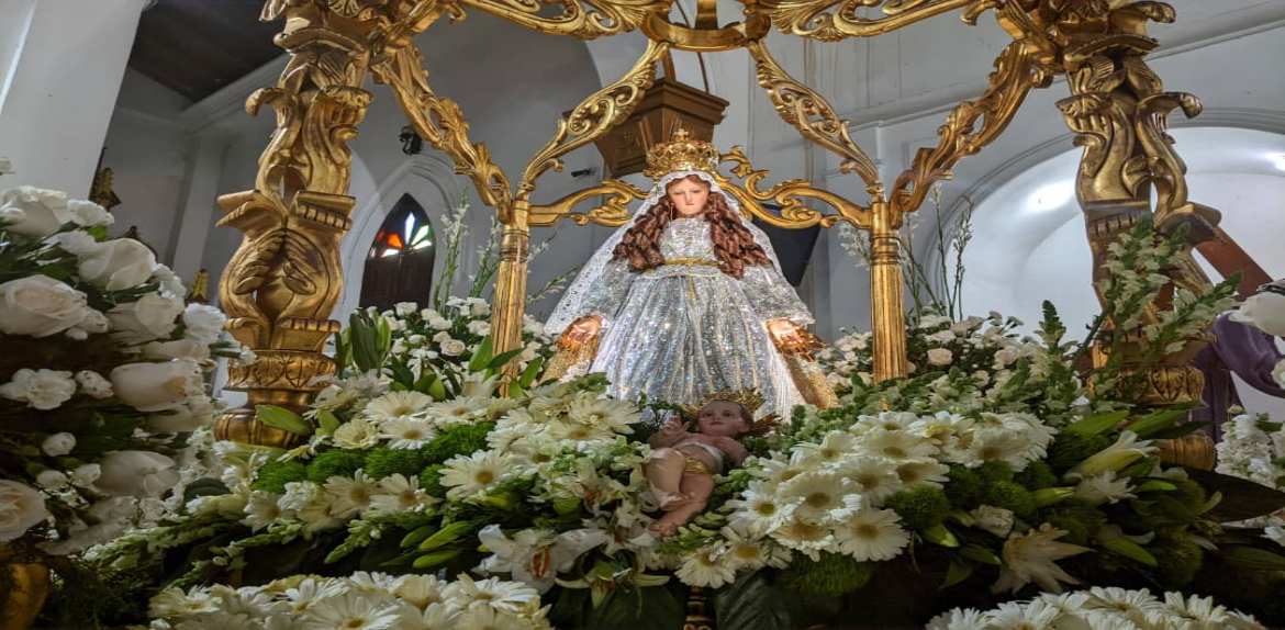 Mirandinos celebran el día de su santa Patrona Virgen de Altagracia