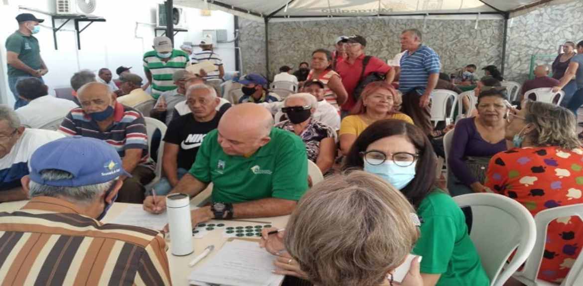 Alcaldía de Maracaibo realiza Jornada de Actualización de Datos del personal jubilado, pensionado y sobreviviente