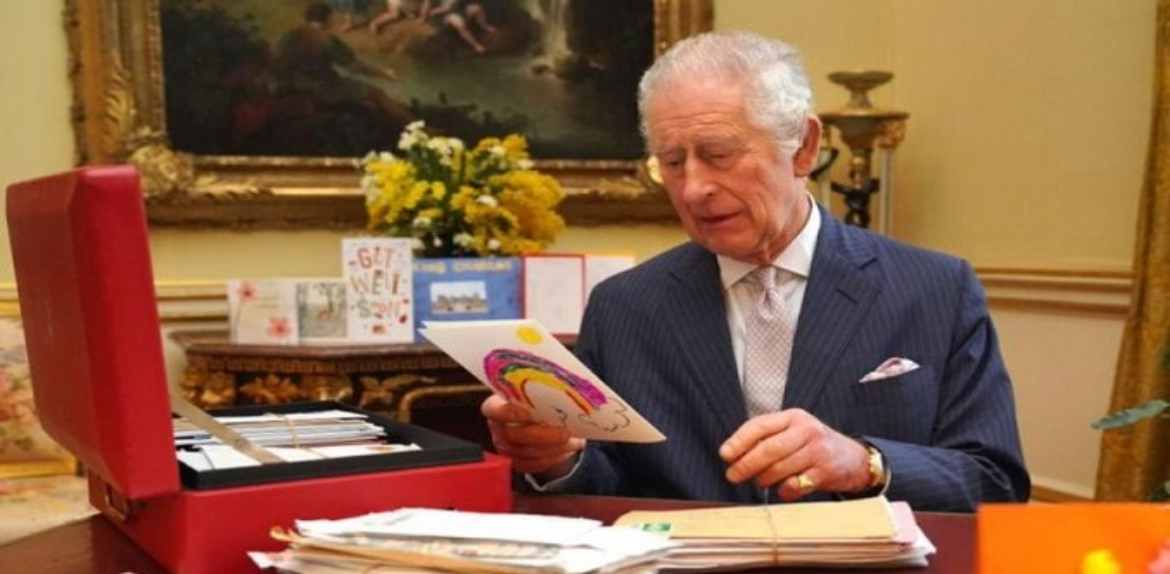 Carlos III agradece las cartas y mensajes que ha recibido tras difundir su enfermedad