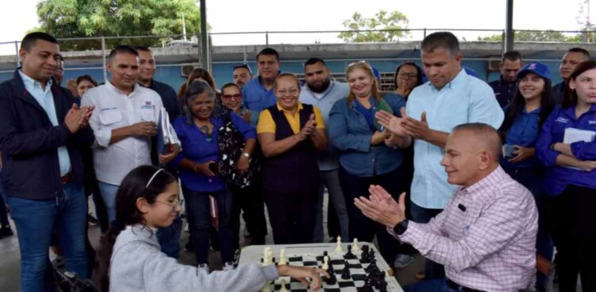 Gobernador Rosales profundiza Plan Manos a la Escuela y Plan de Respuesta Inmediata en escuelas y comunidades del Zulia
