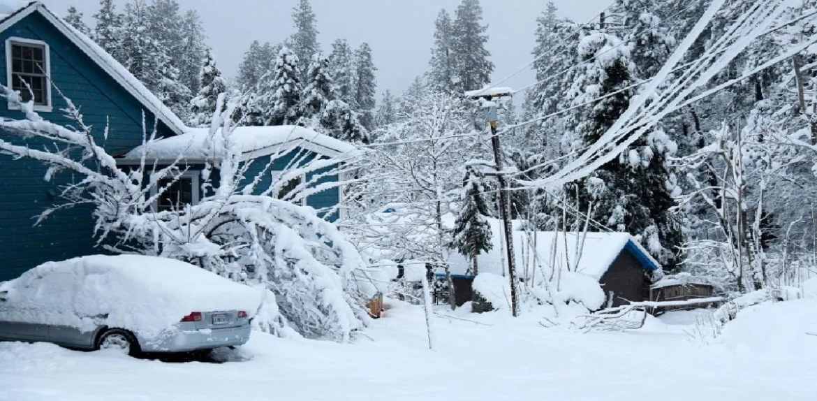 Tormenta de nieve en California mantiene en alerta a 6,5 millones de personas