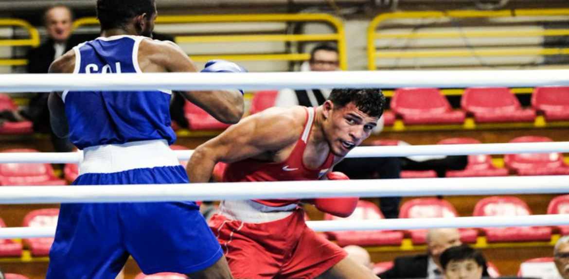 El boxeador venezolano Jesús Cova clasifica para los Juegos Olímpicos París 2024