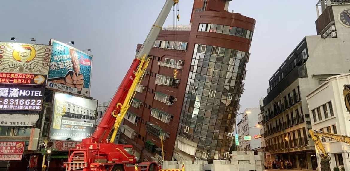 Terremoto que sacudió a Taiwán dejó al menos nueve muertos y más de 800 heridos