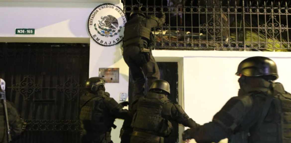Gobierno de Noboa asalta la embajada de México en Ecuador para detener a Jorge Glas