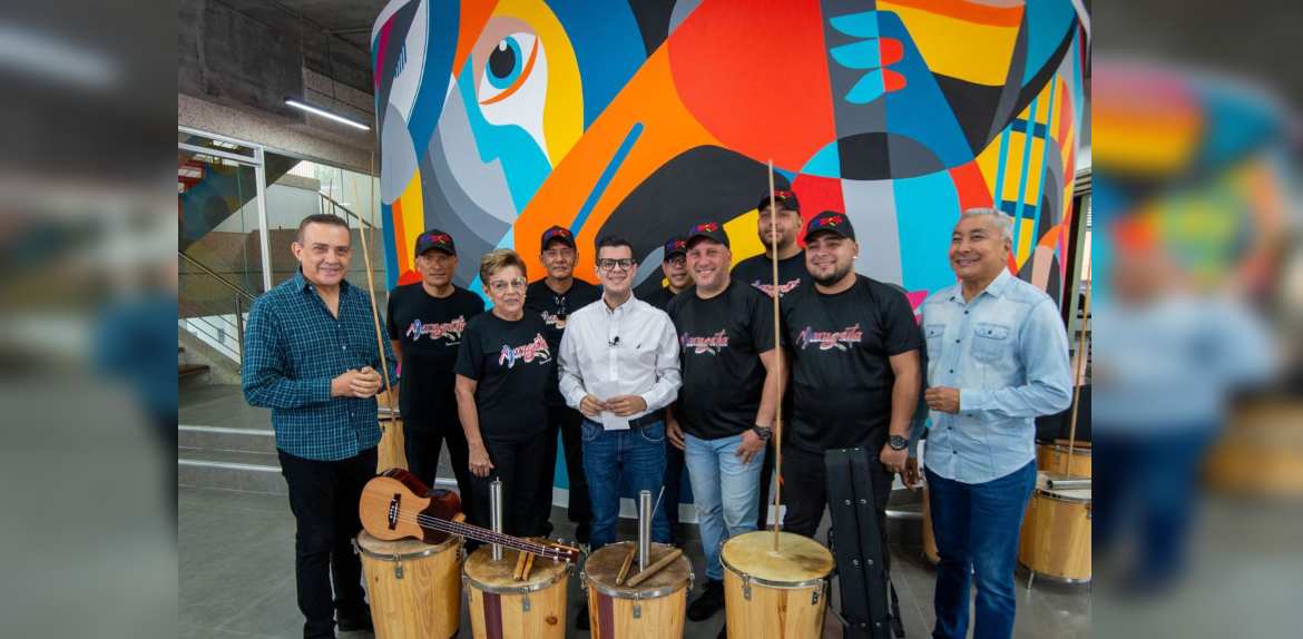 La Fundación Nacional de la Gaita «Gaiteros de Corazón» entrega kits gaiteros a Saladillo 70, Los Zagalines del Padre Vílchez y Maragaita