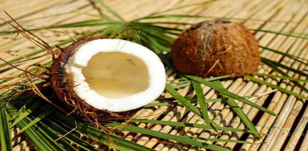 ¿Sabías que el coco también es un superalimento?