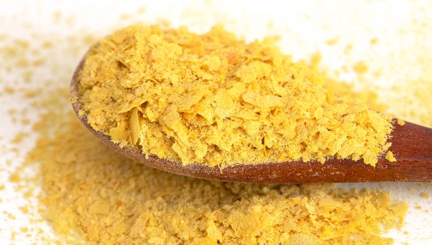 Qué es la levadura nutricional y qué beneficios tiene