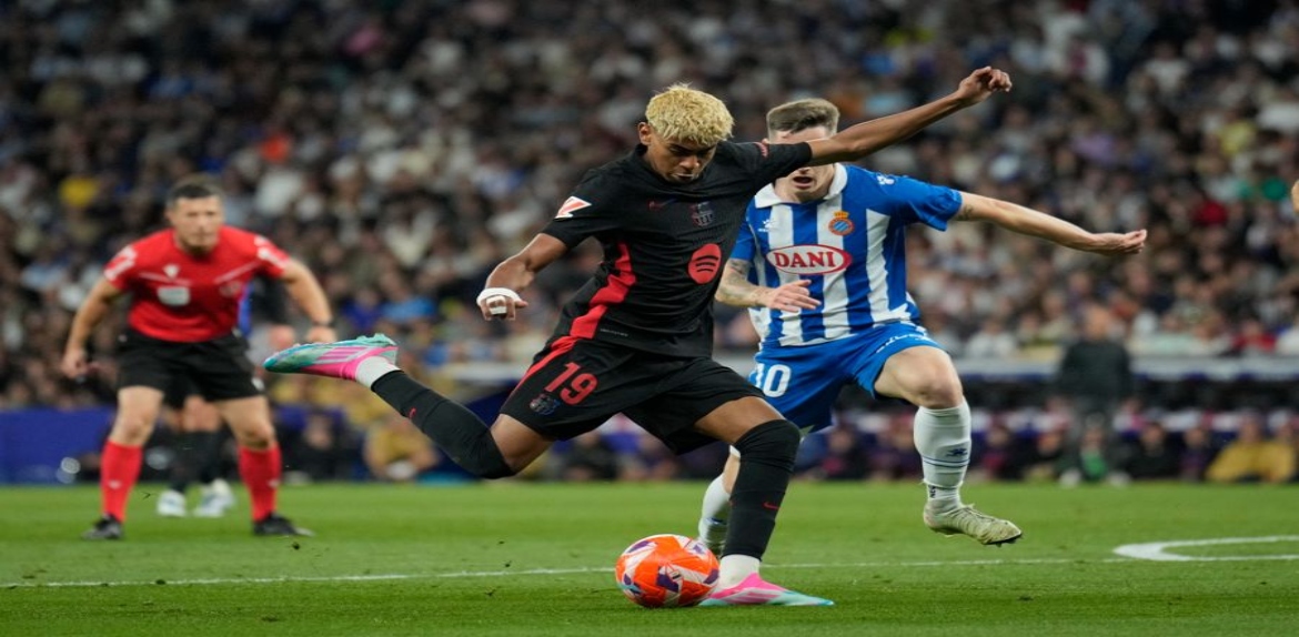 Barcelona supera al Espanyol y se alza como campeón de liga