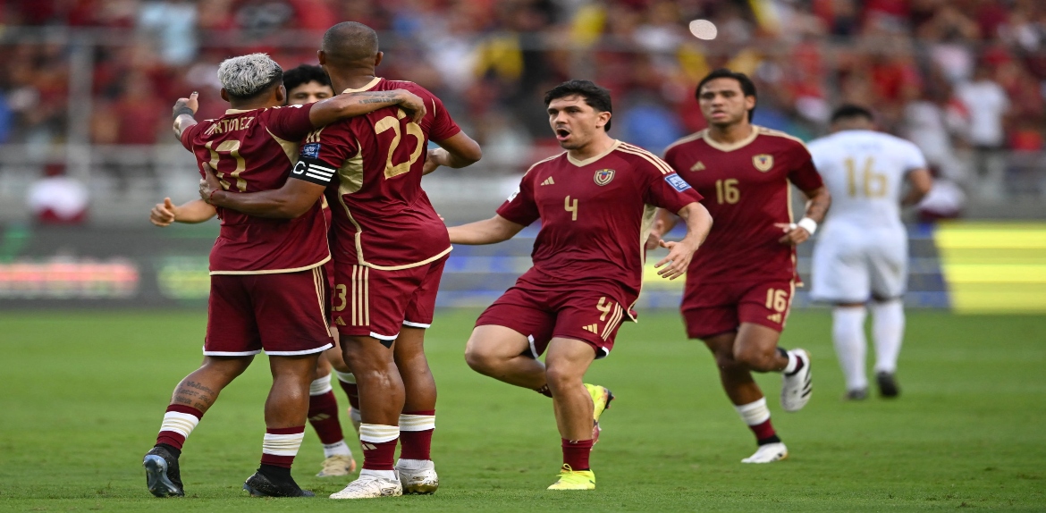 La Vinotinto ya está en Montevideo para su duelo de este martes ante Uruguay