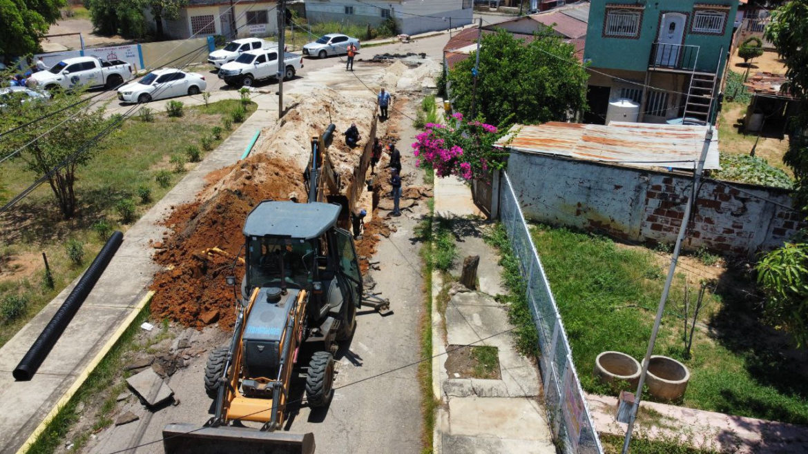 Inicia sustitución de un kilómetro de tubería de agua potable en sector Capitán Chico de Maracaibo