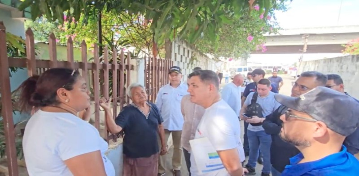 Casa a casa realizó Vicepresidencia de Servicios en Maracaibo