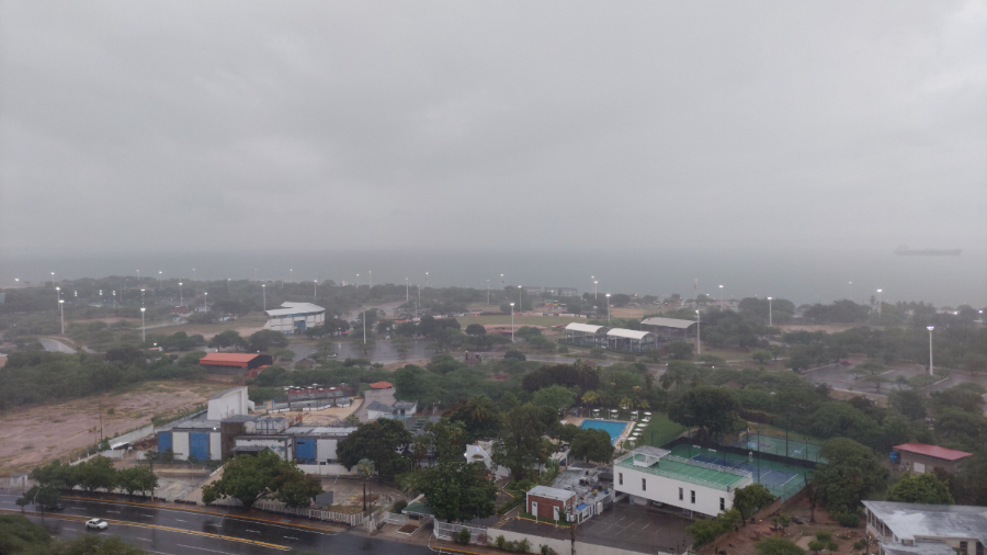 Así fue la espectacular tormenta eléctrica que iluminó esta madrugada a Maracaibo