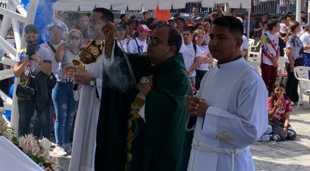 Jóvenes trujillanos homenajearon a José Gregorio este 12 de Octubre