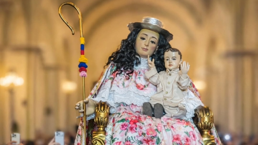 La Divina Pastora se viste de pueblo: Un homenaje al Tamunangue para su visita 168