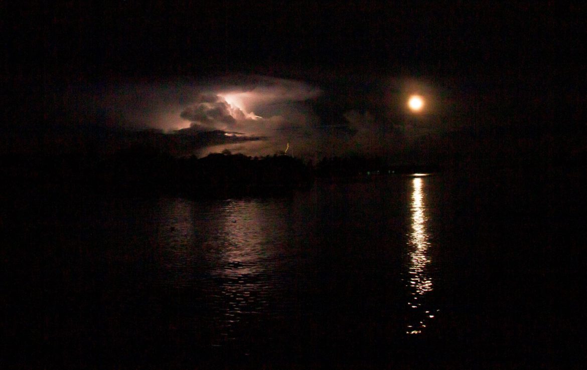 Viva la experiencia del Relámpago Catatumbo en el mes de abril