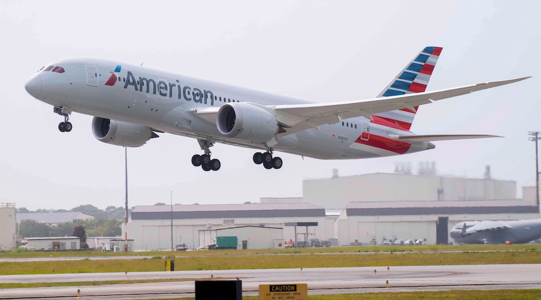 EE. UU. autoriza a American Airlines reanudar vuelos hacia Caracas y Maracaibo