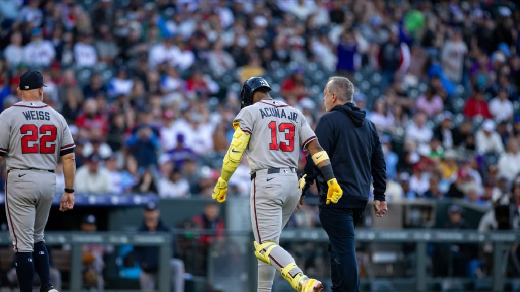 Bravos de Atlanta pierden a Acuña Jr. por posible lesión en el muslo