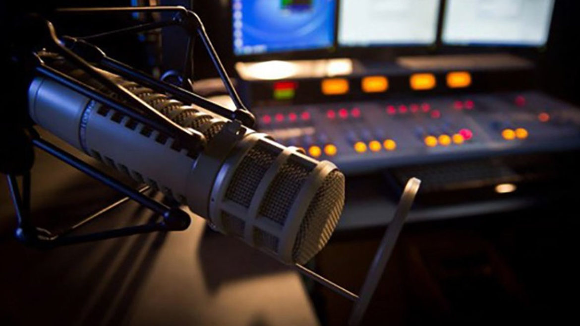 Venezuela celebra Día de la Radio