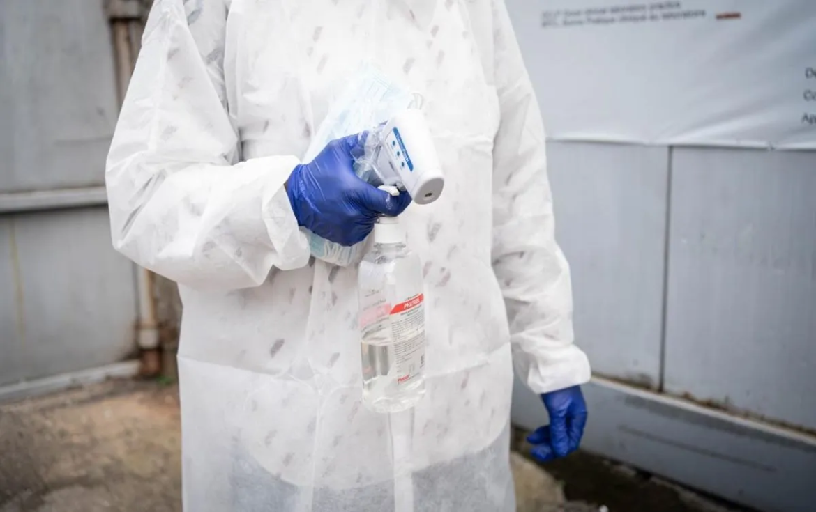 Academia de Medicina insta a mantener controles por varias semanas en Venezuela ante virus del ébola
