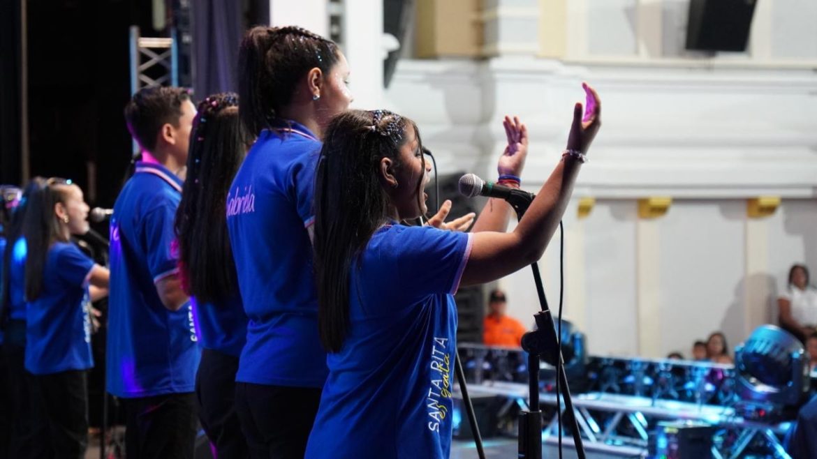 El 2do Festival Nacional de la Gaita finalizó con la victoria del Colegio Cristóbal Mendoza