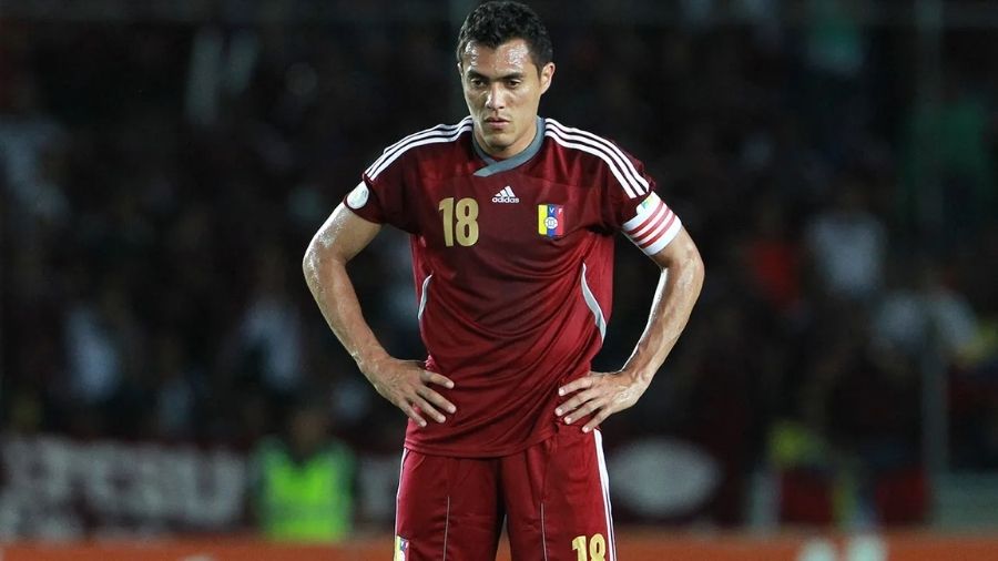 Juan Arango se prepara para estar en los banquillos