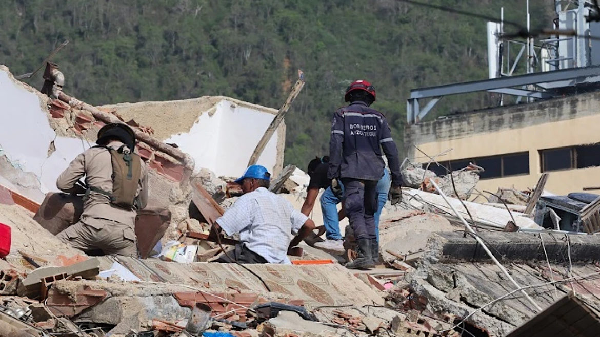 Activan línea 0-800-RESCATE para reportar desaparecidos tras los sismos del 24 de junio