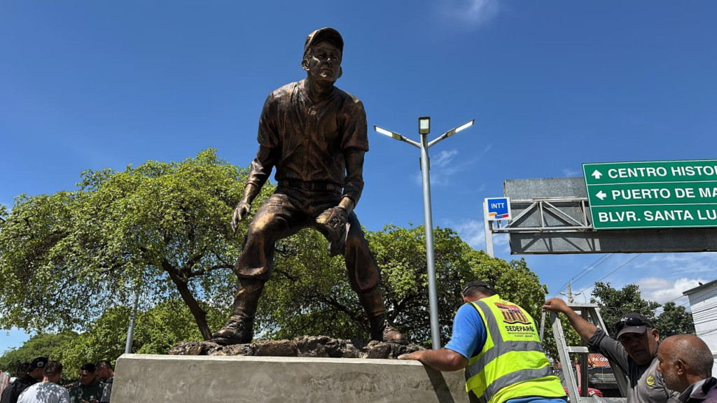 «Luis Aparicio está súper contento y agradecido por su estatua en Maracaibo», afirmó su hijo Nelson