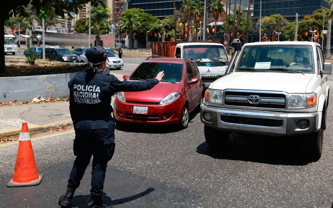 Delcy dice que serán eliminadas las alcabalas policiales «en los próximos días»